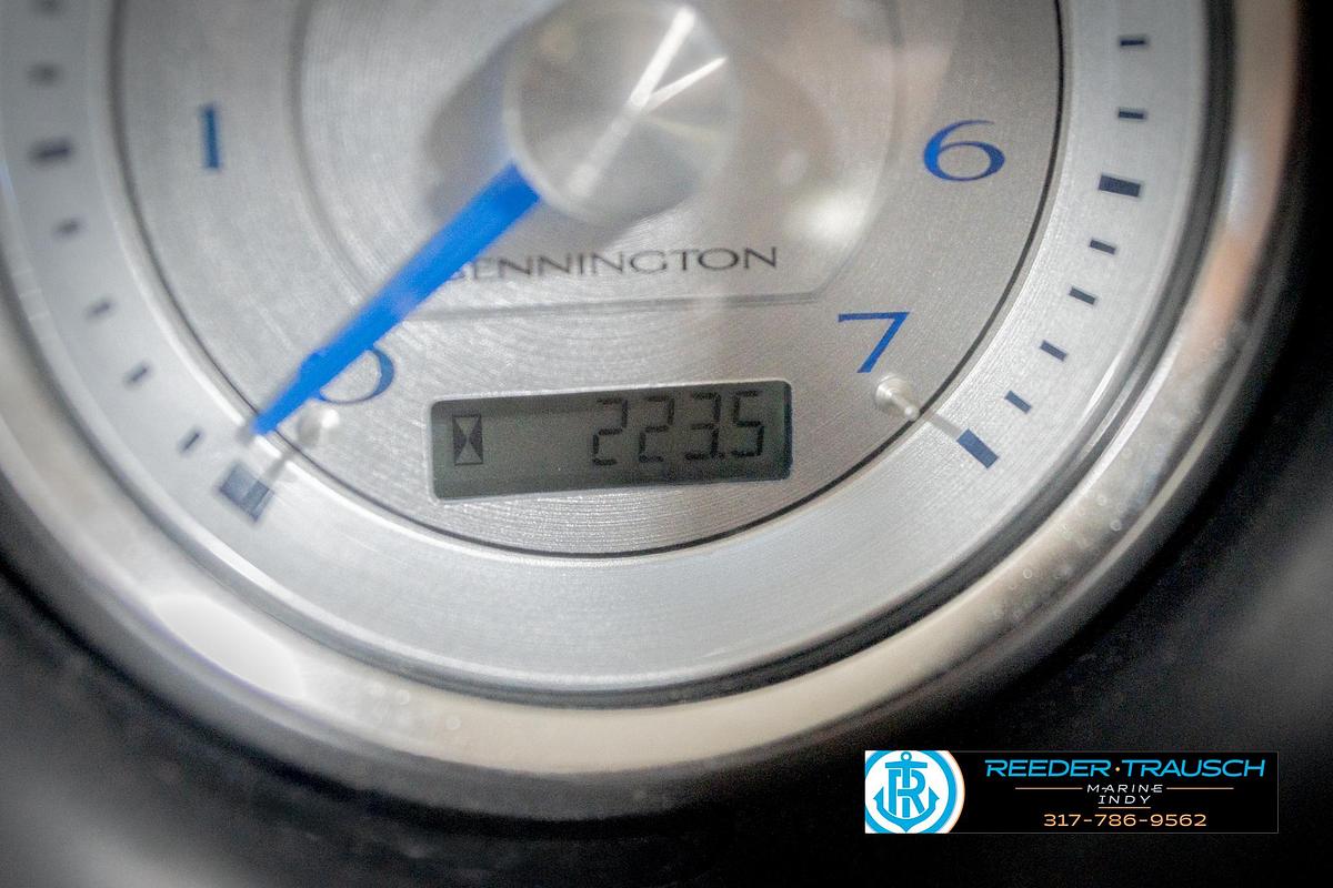 Used 2016 Bennington 2375 RSB