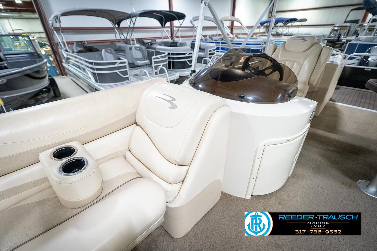 Used 2014 Bennington 2275 GCW