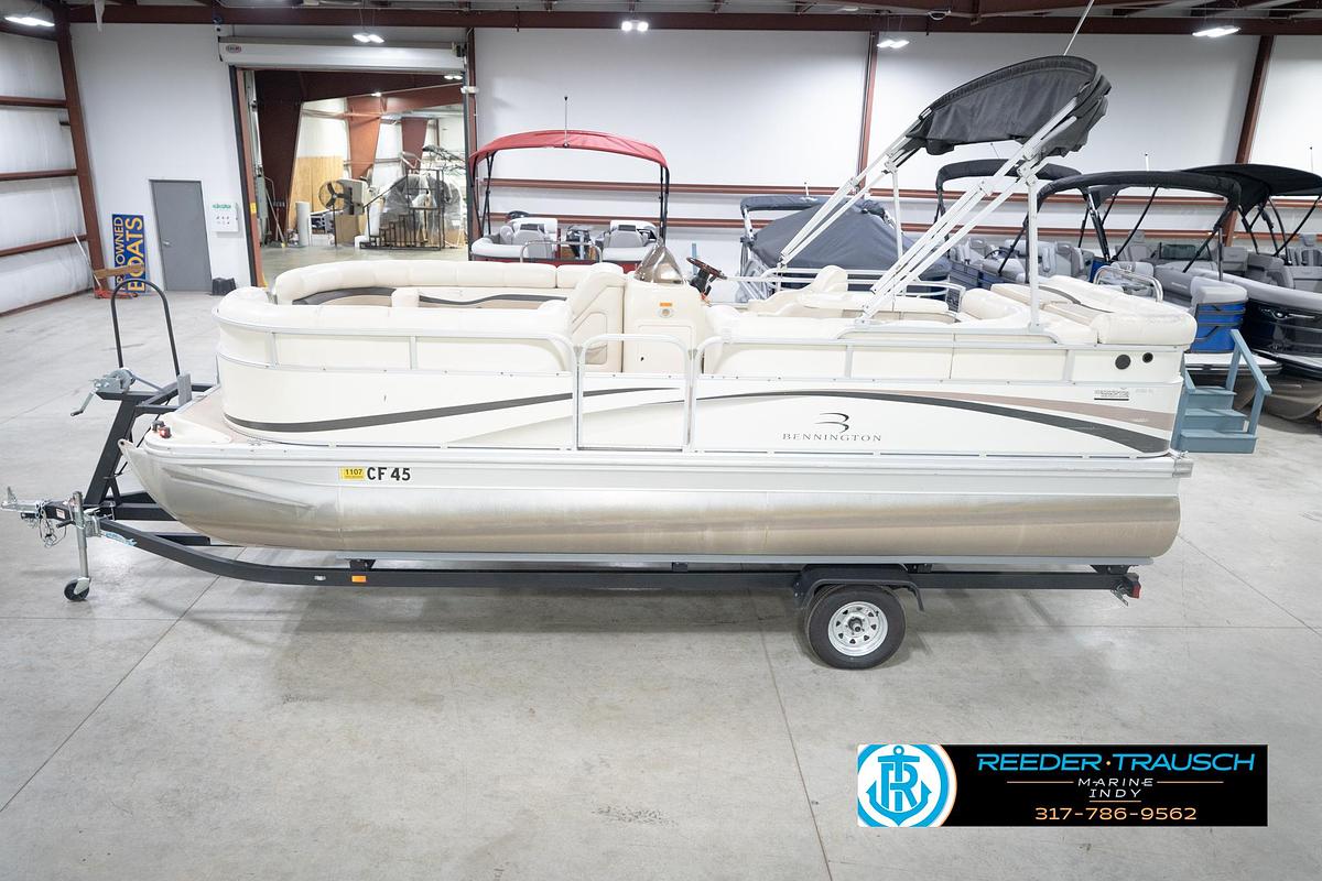 Used 2003 Bennington 2050 RL