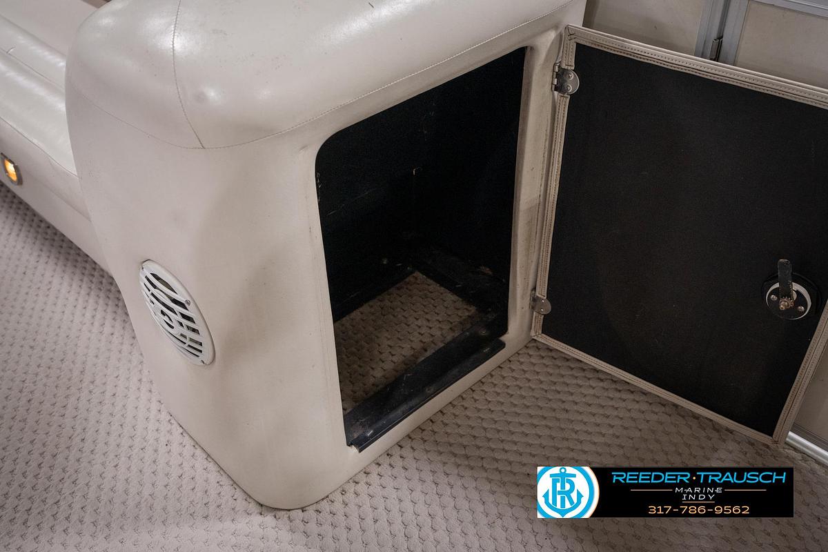 Used 2005 Crest 22 Crest III XRS