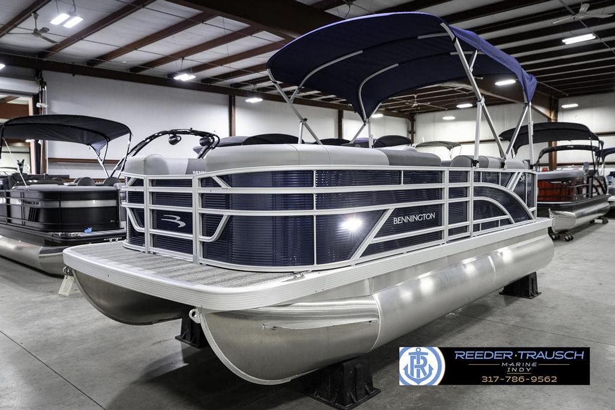 2025 Bennington 18 SLJ