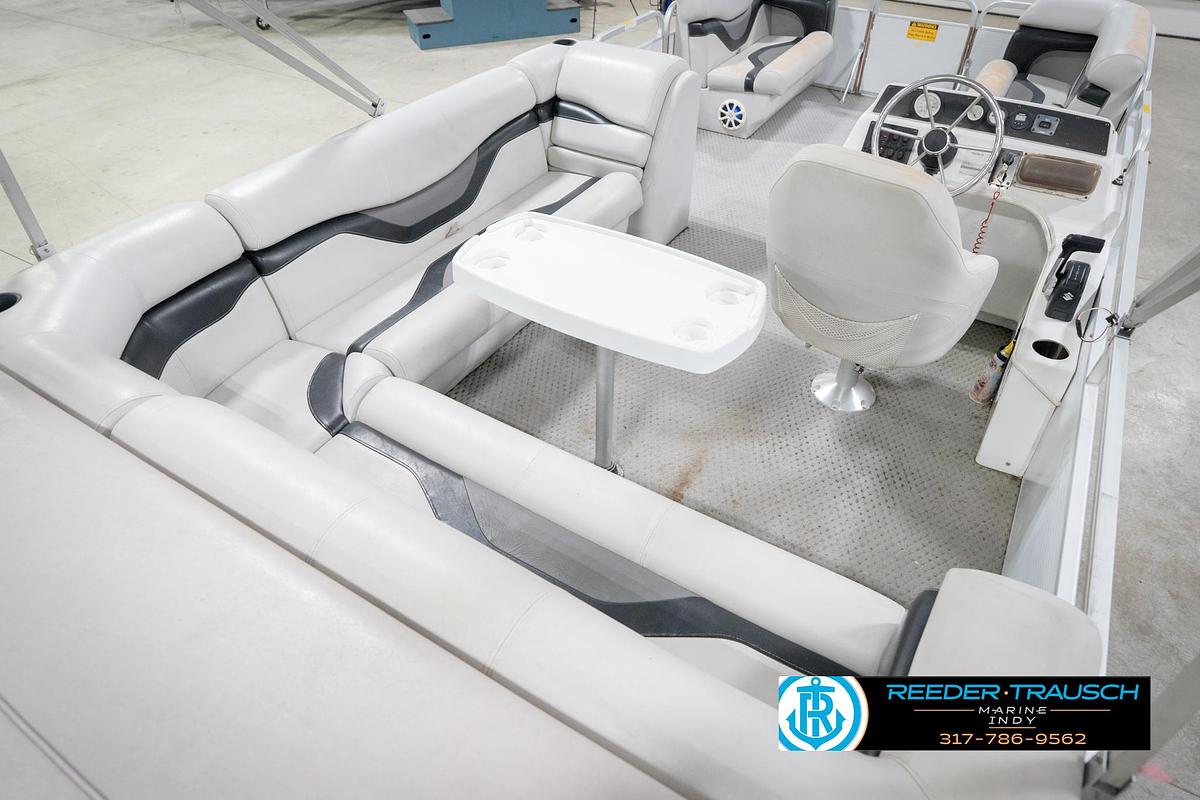 Used 1991 Godfrey Sanpan SP 2200