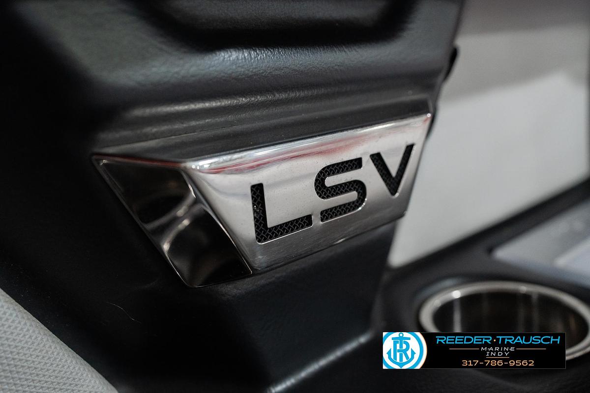 Used 2017 Malibu 25 LSV