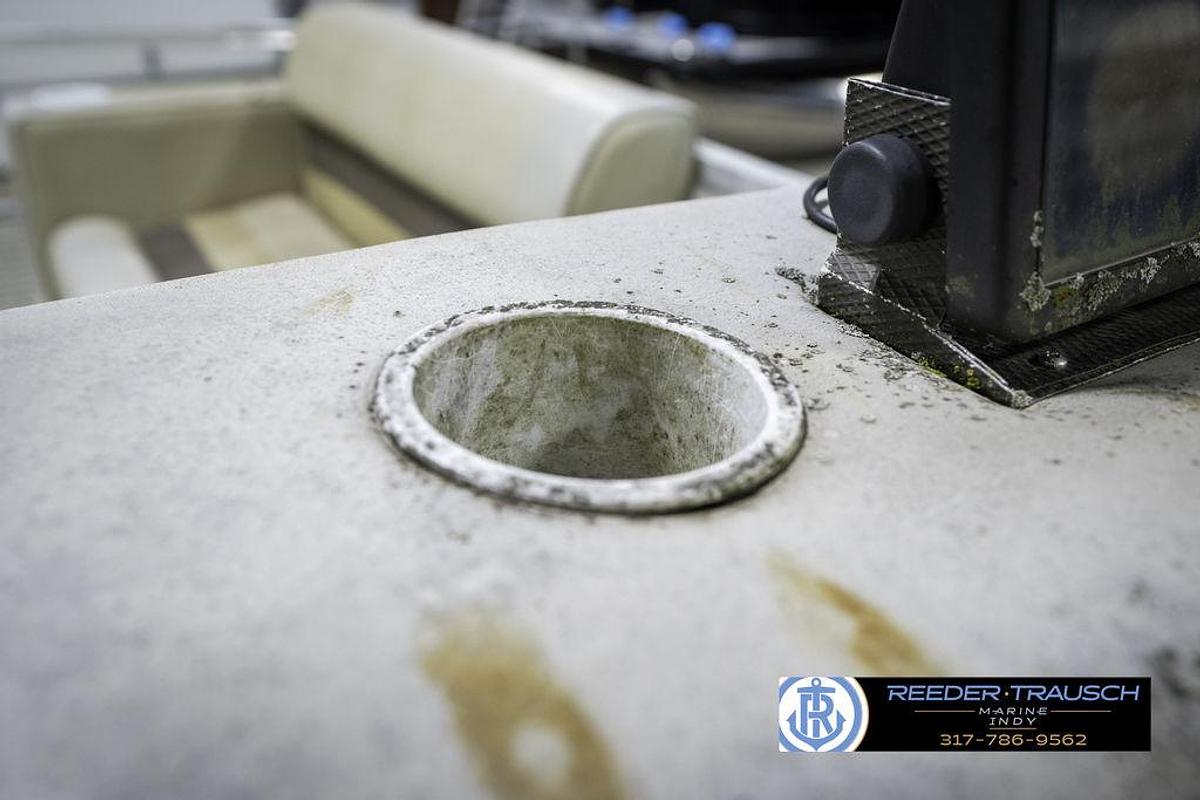 Used 1985 Godfrey Aqua Patio