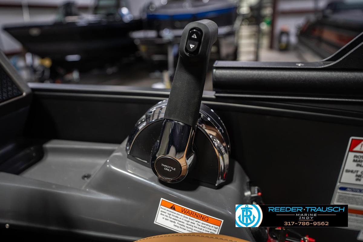 2026 Bennington 22 MSB