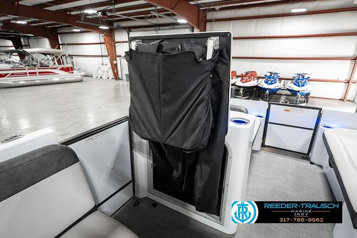 Used 2019 Crest Calypso 190