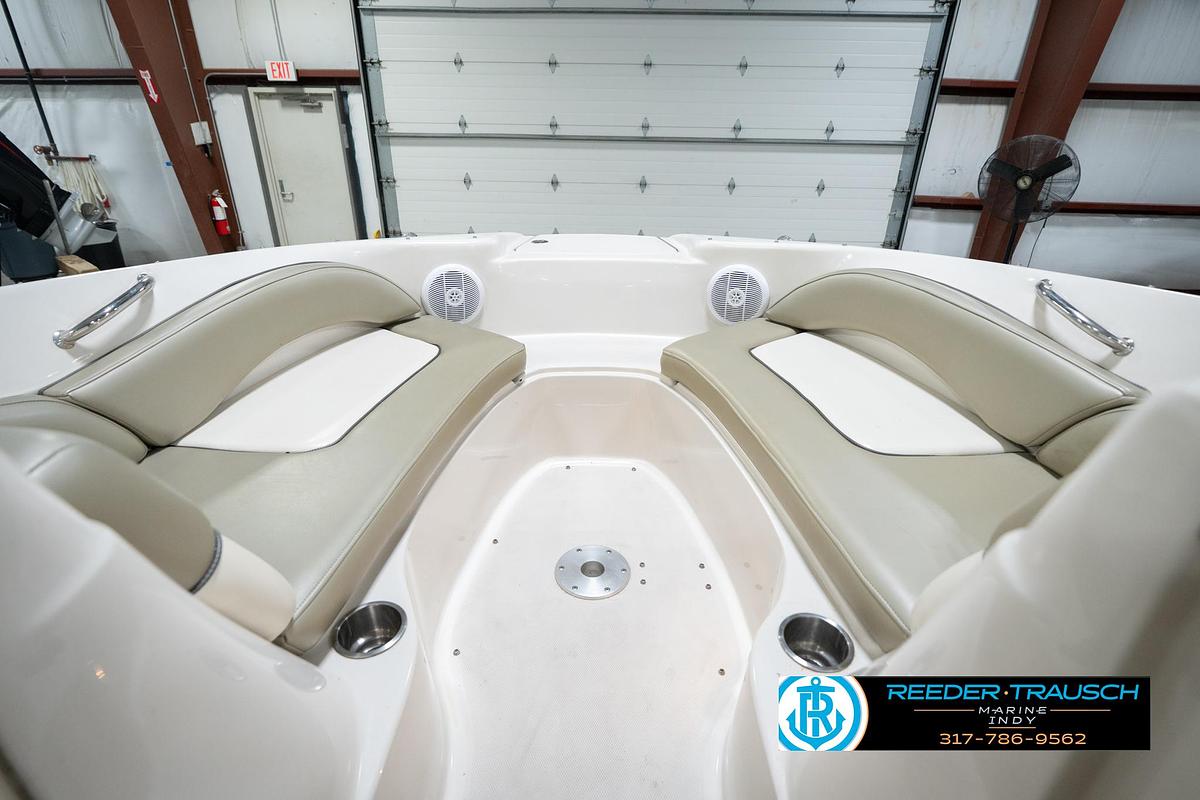 Used 2005 Sea Ray 200 Sun Deck