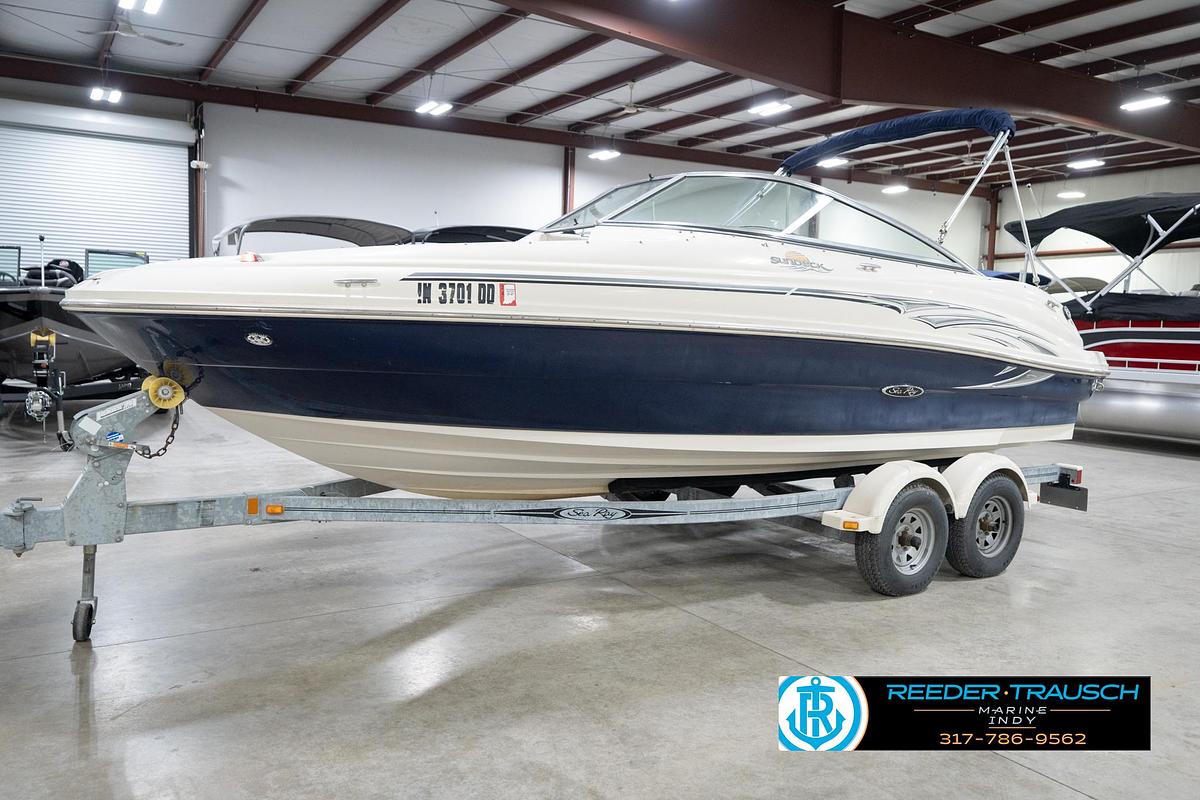 Used 2005 Sea Ray 200 Sun Deck