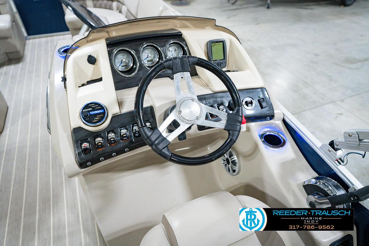 Used 2016 Bennington 2375 RSB