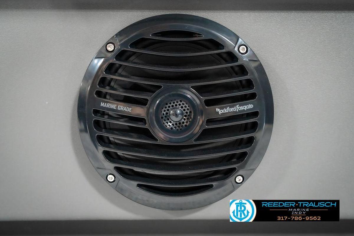 2025 Bennington 21 SLJ