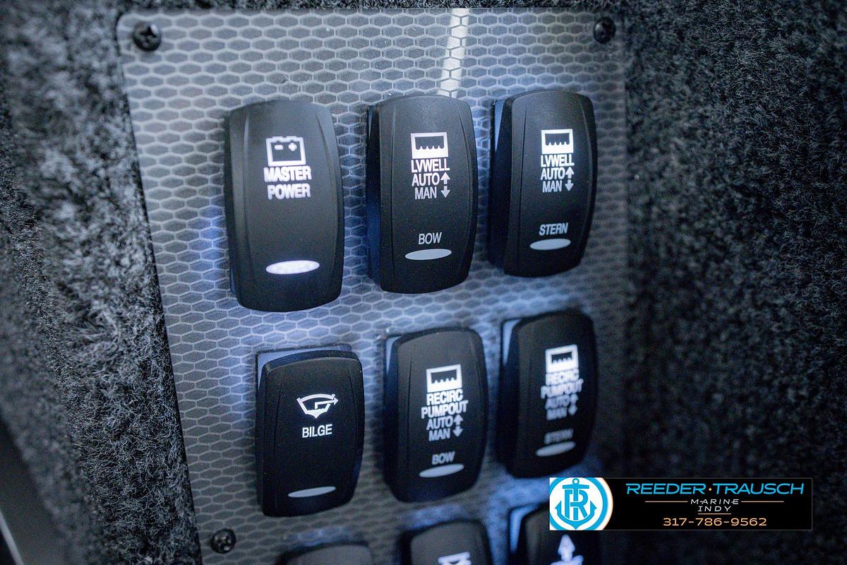 2026 Lund 1975 Pro V Sport