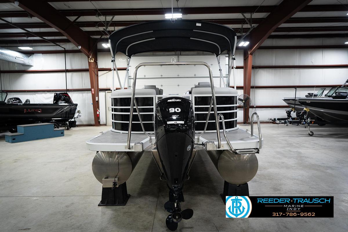 Used 2023 Bennington 22 LSR