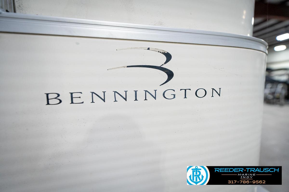 Used 2005 Bennington 2050 RL