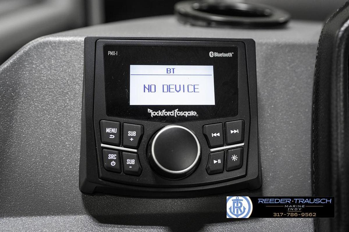 2025 Bennington 21 SS