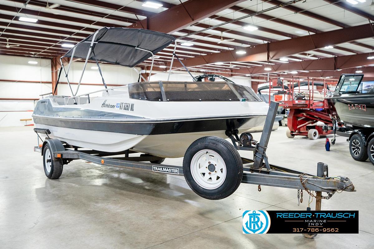 Used 1987 Hurricane 17 Deck Boat