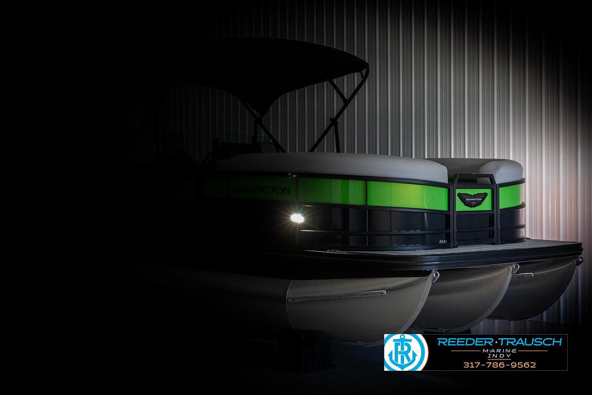 2025 Bennington 22 MFB