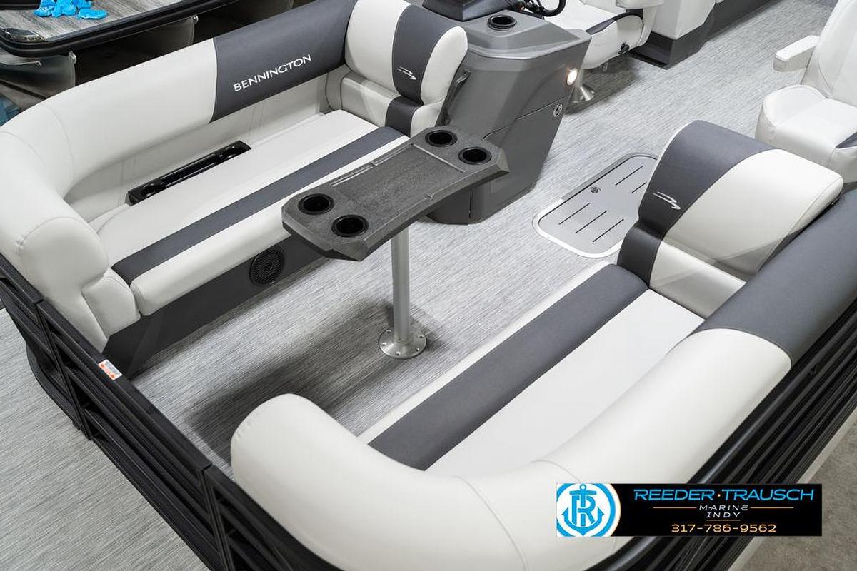 2025 Bennington 22 SSR