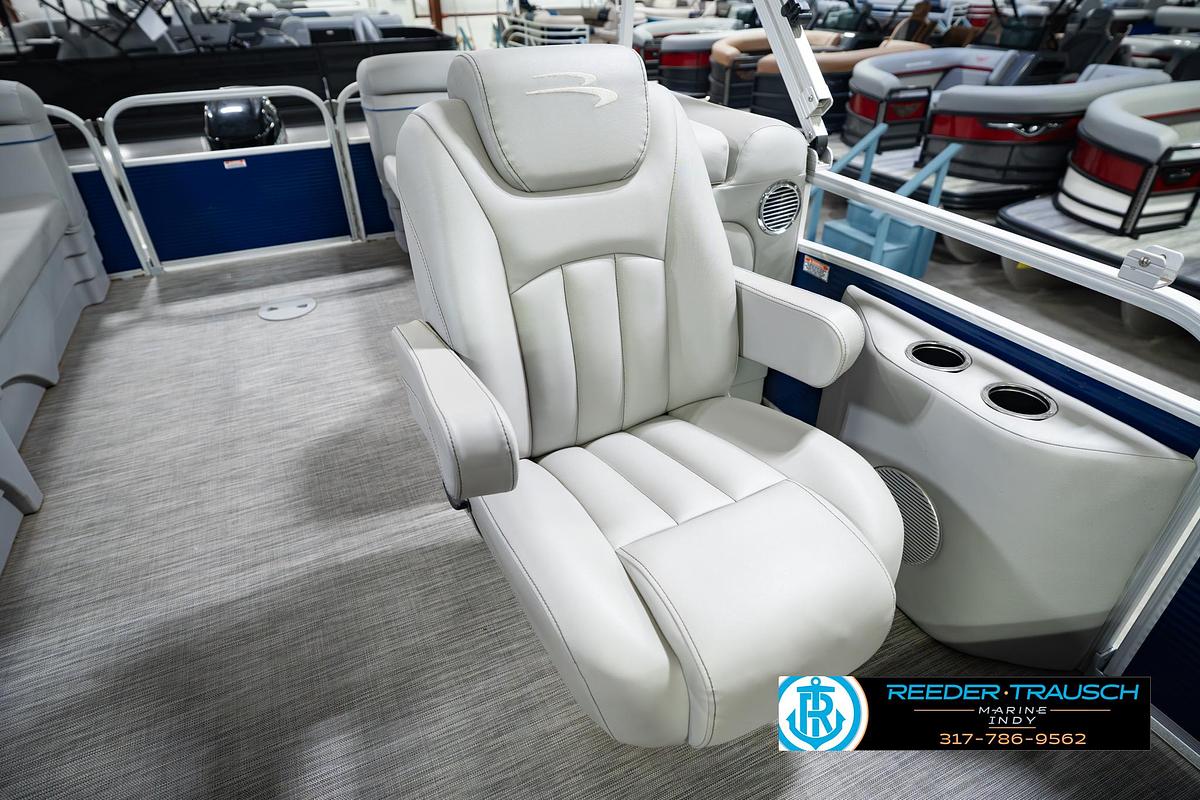 Used 2021 Bennington 22 SVSR