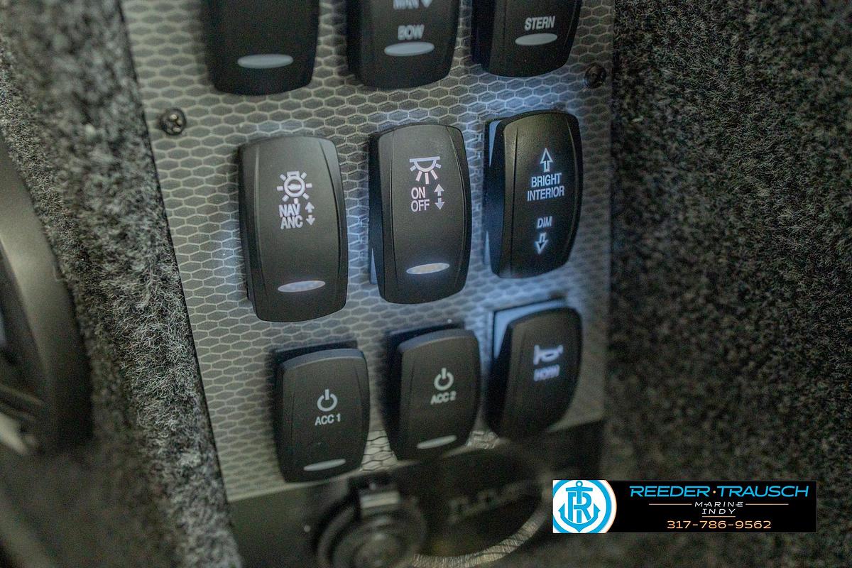 2026 Lund 1975 Pro V Sport