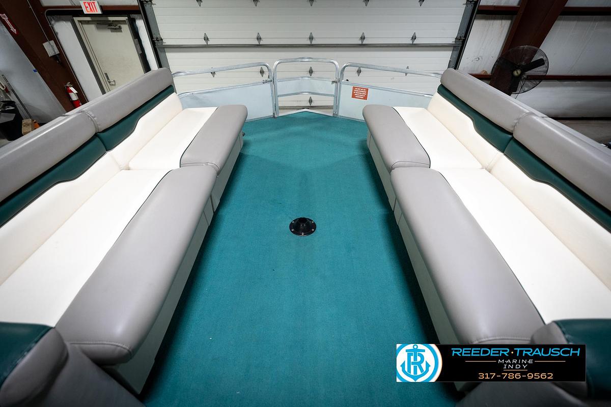 Used 1996 Suntracker Party Barge 24