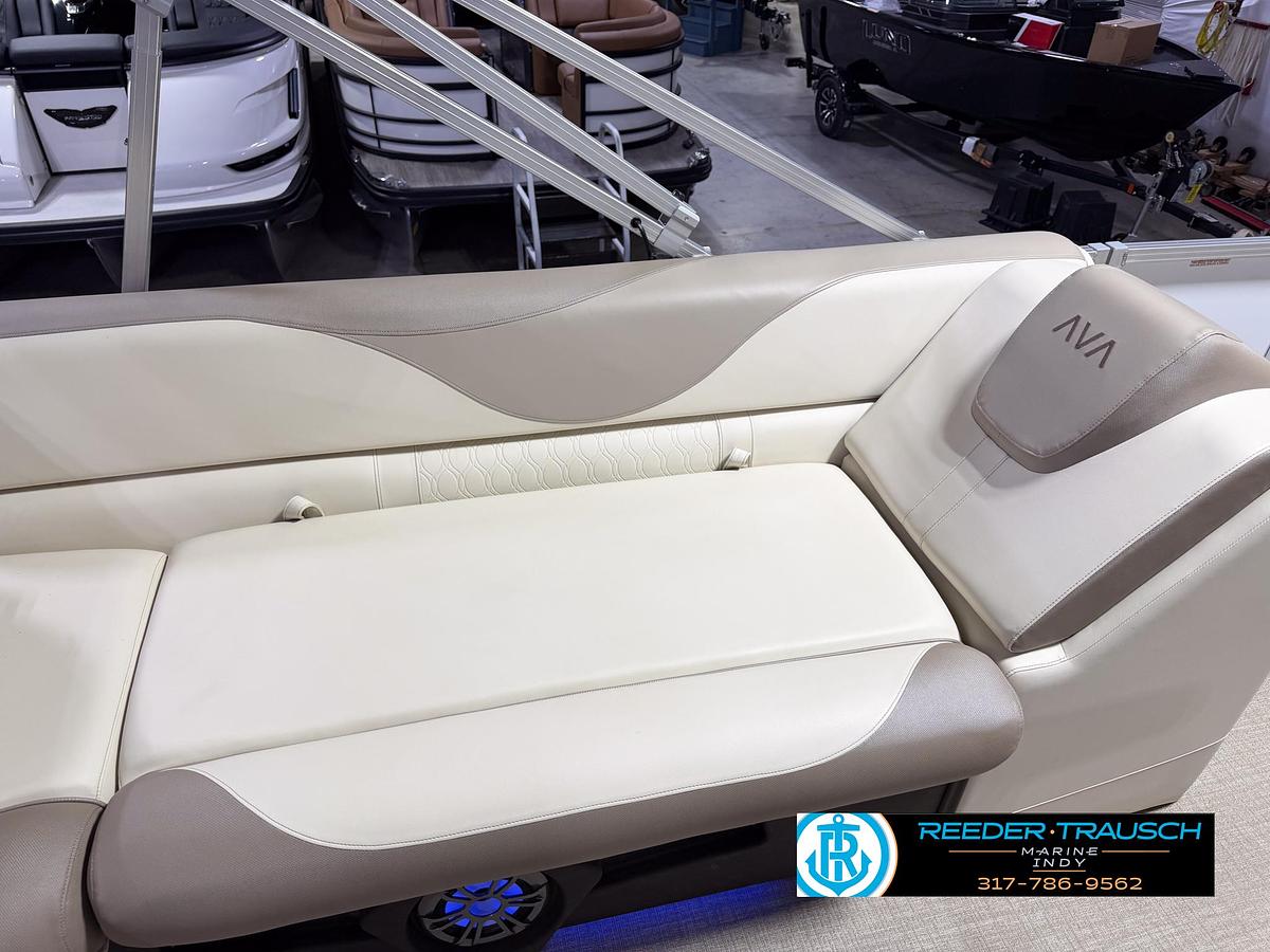 Used 2025 Avalon LSZ 2385 CRB