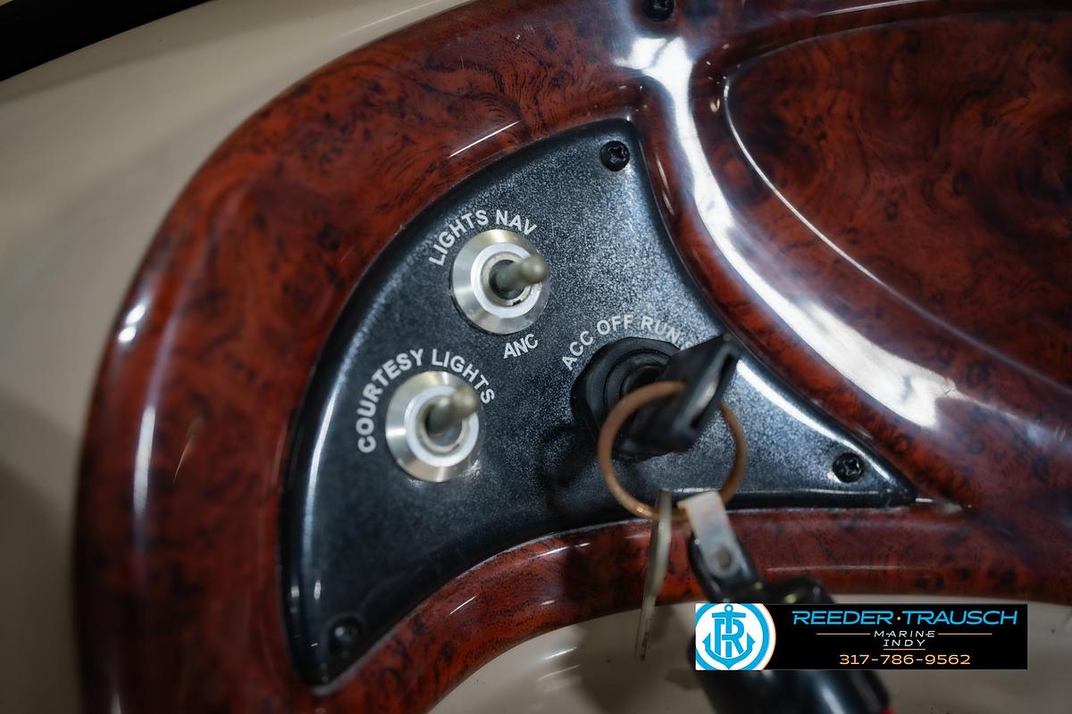 Used 2014 Tracker Marine Sig Party Barge 20 DLX