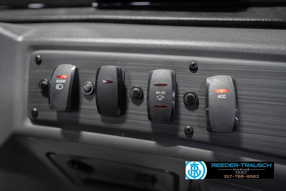 2026 Bennington 22 SSB