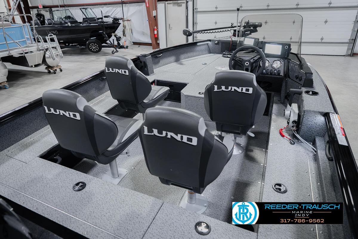 2026 Lund 1700 Explorer Side