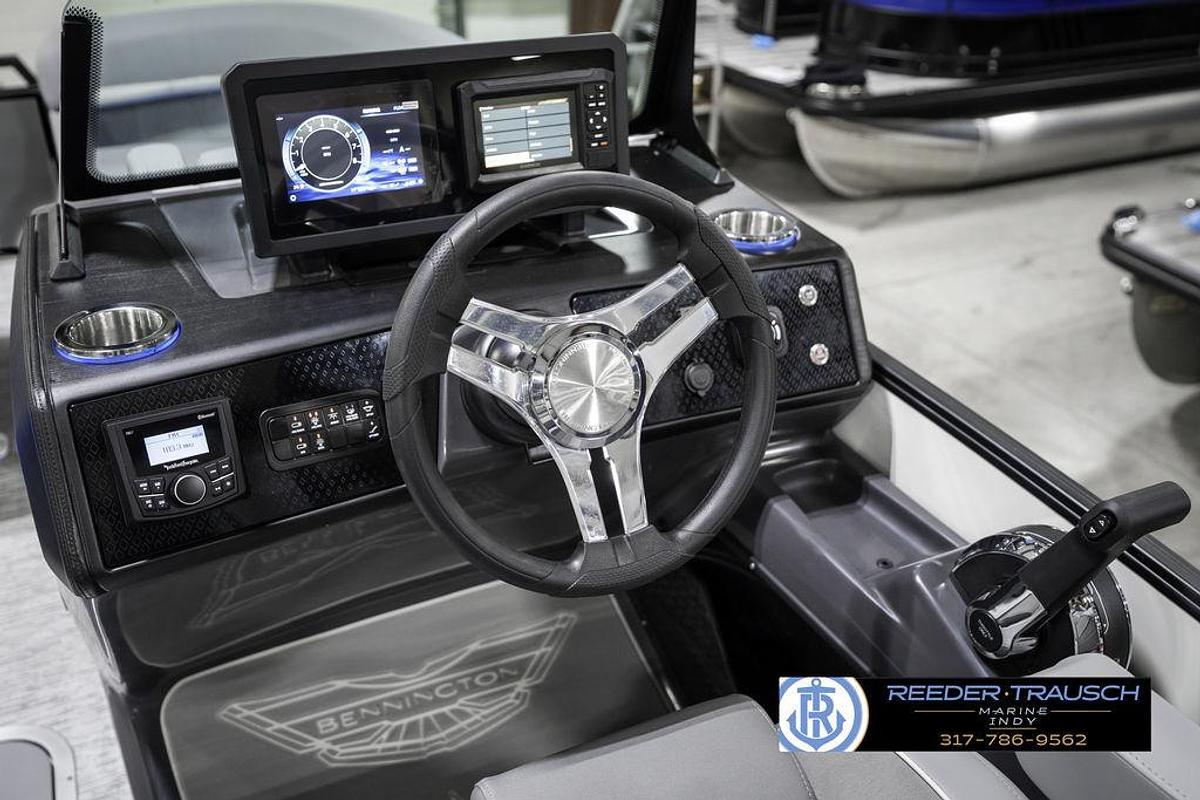 2025 Bennington 24 MFB