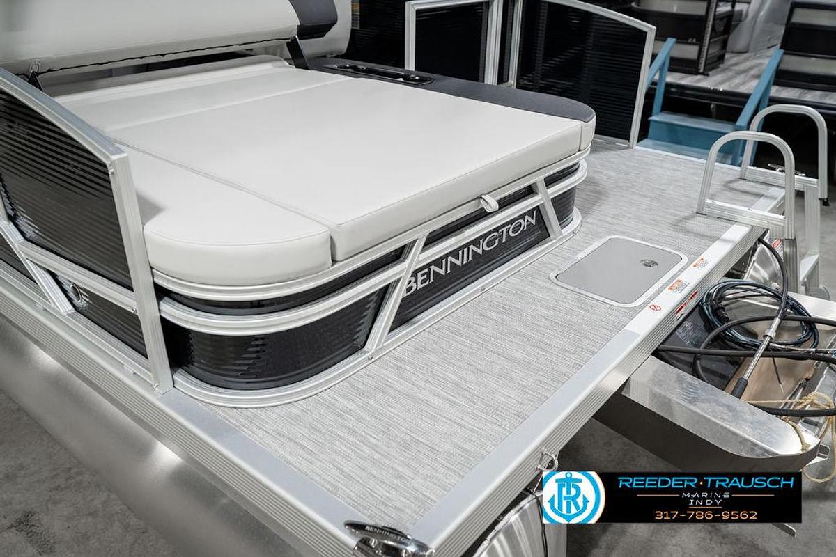 2025 Bennington 22 SSB