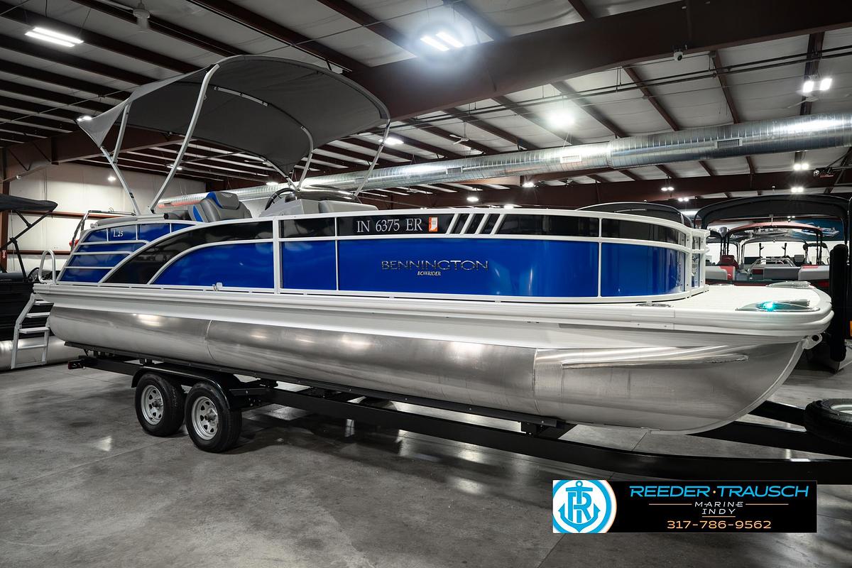 Used 2025 Bennington 25 L Bowrider