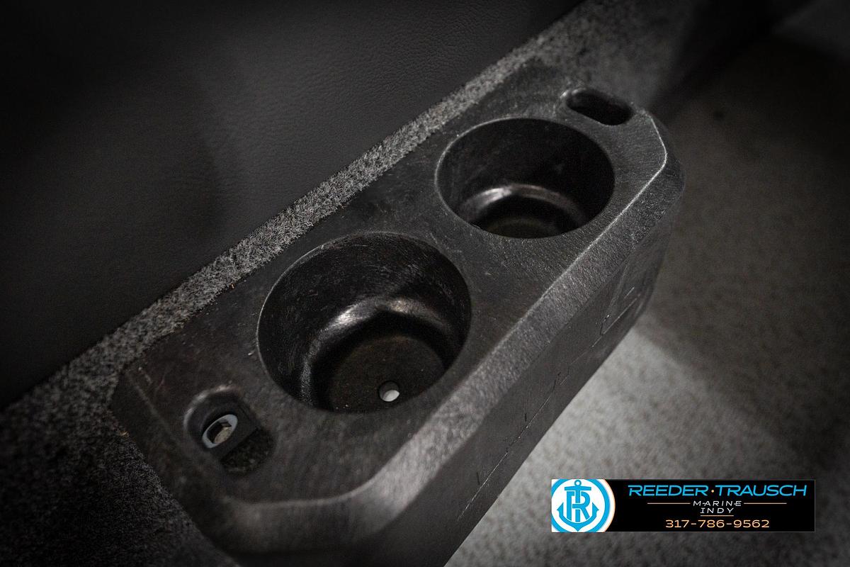 2026 Lund 2275 Baron