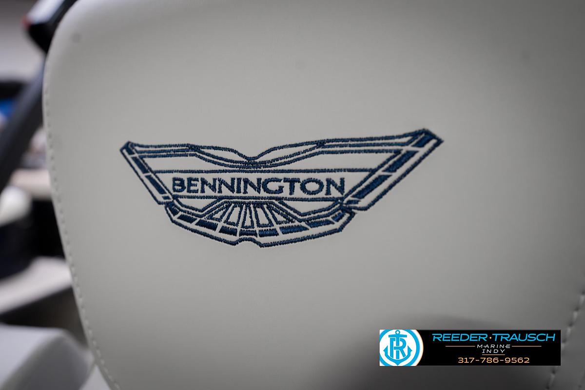 2027 Bennington 24 MFB