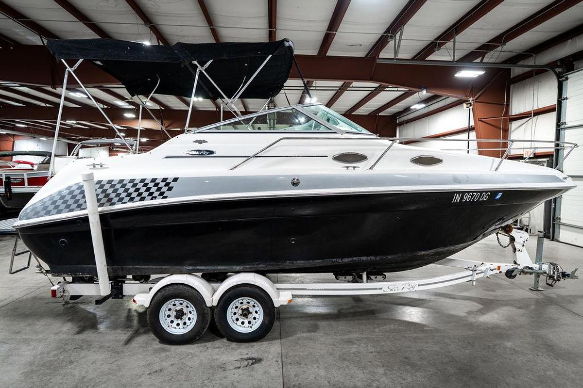 Used 1997 Sea Ray 240 Sundancer