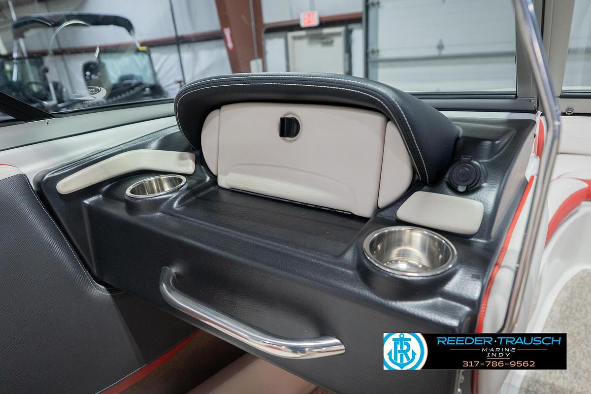 Used 2019 Crownline 215 SS