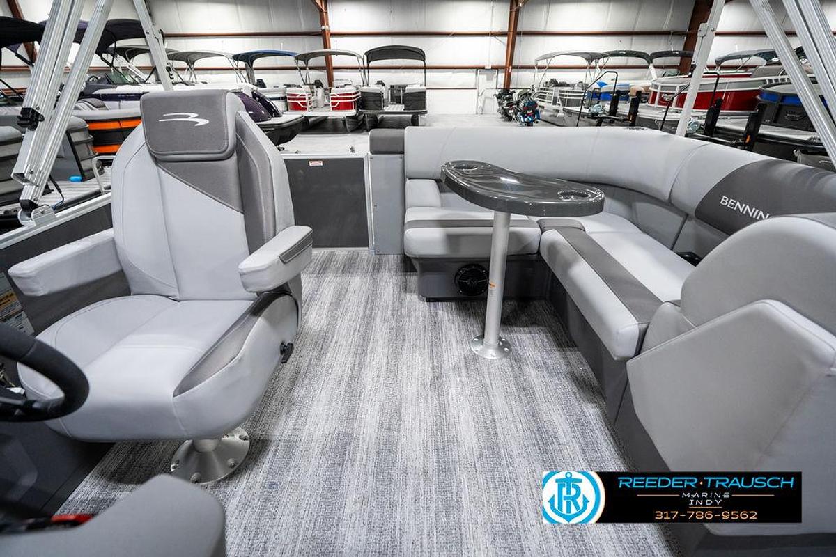 2025 Bennington 21 SLJ