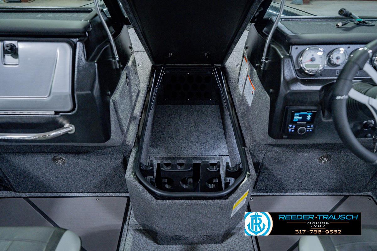 2026 Lund 1975 Pro V Sport