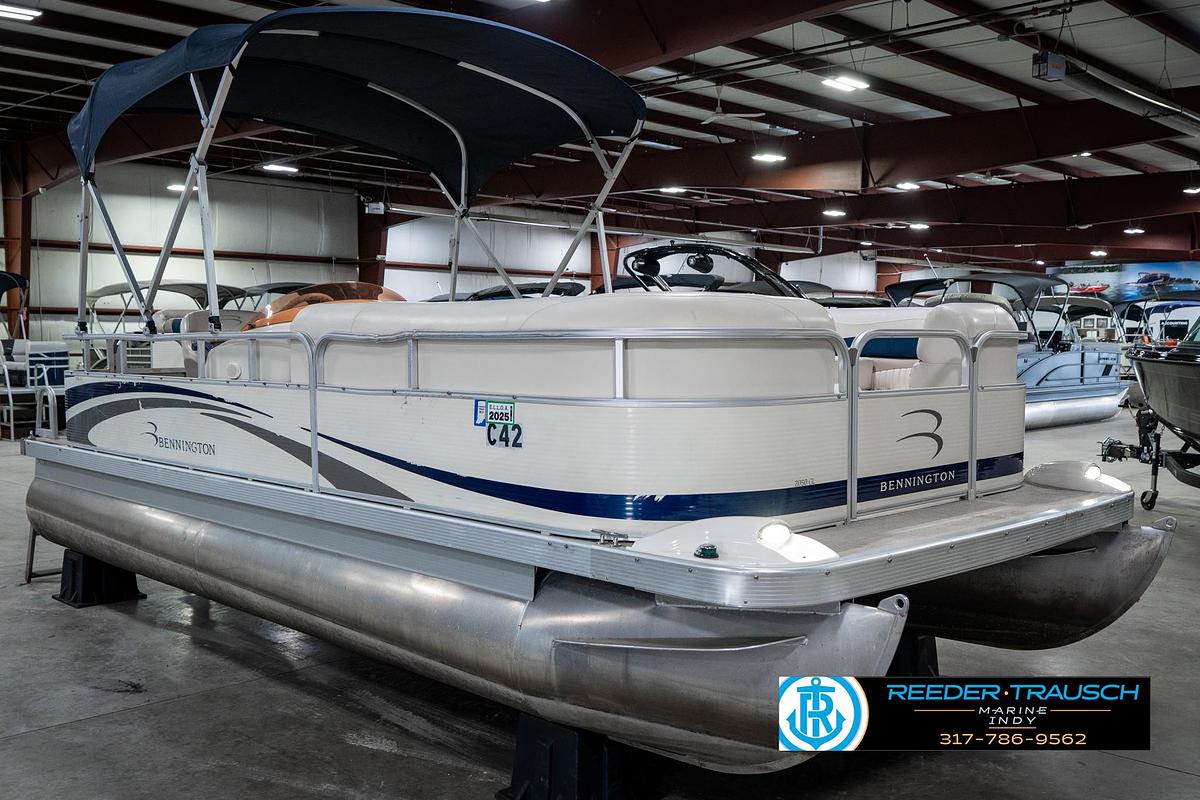 Used 2007 Bennington 2050 RL