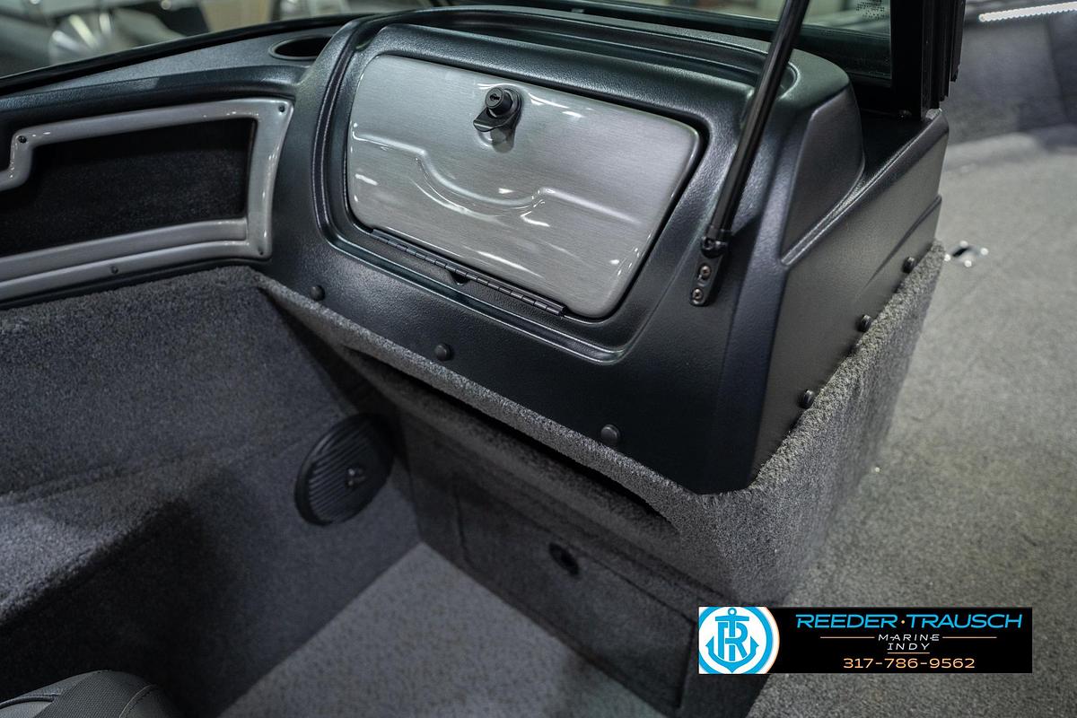 Used 2023 Lund 1875 Impact XS