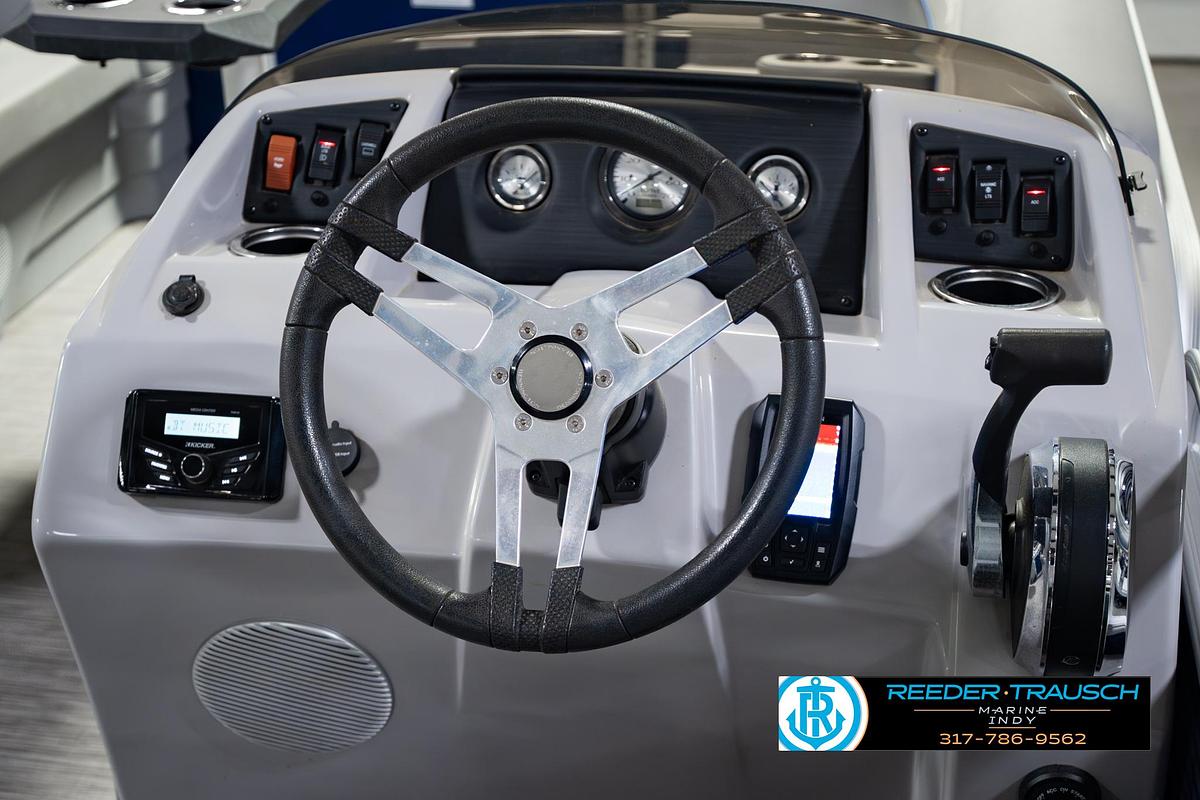 Used 2021 Bennington 22 SVSR