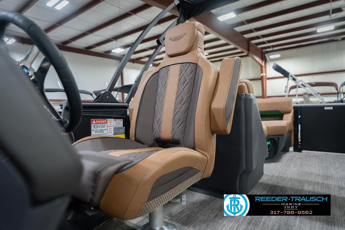 2026 Bennington 22 MFB