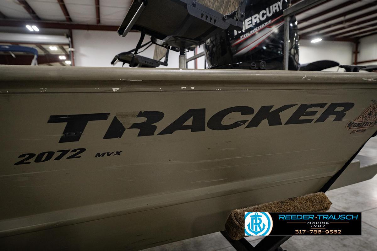 Used 2018 Tracker 2072 CC