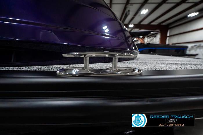 2025 Bennington QX SB T2