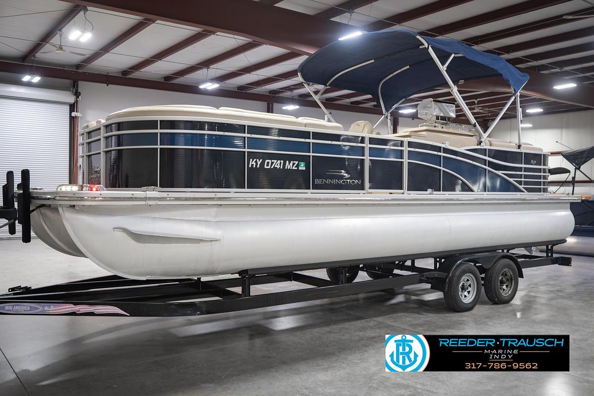 Used 2014 Bennington 2550 RCB