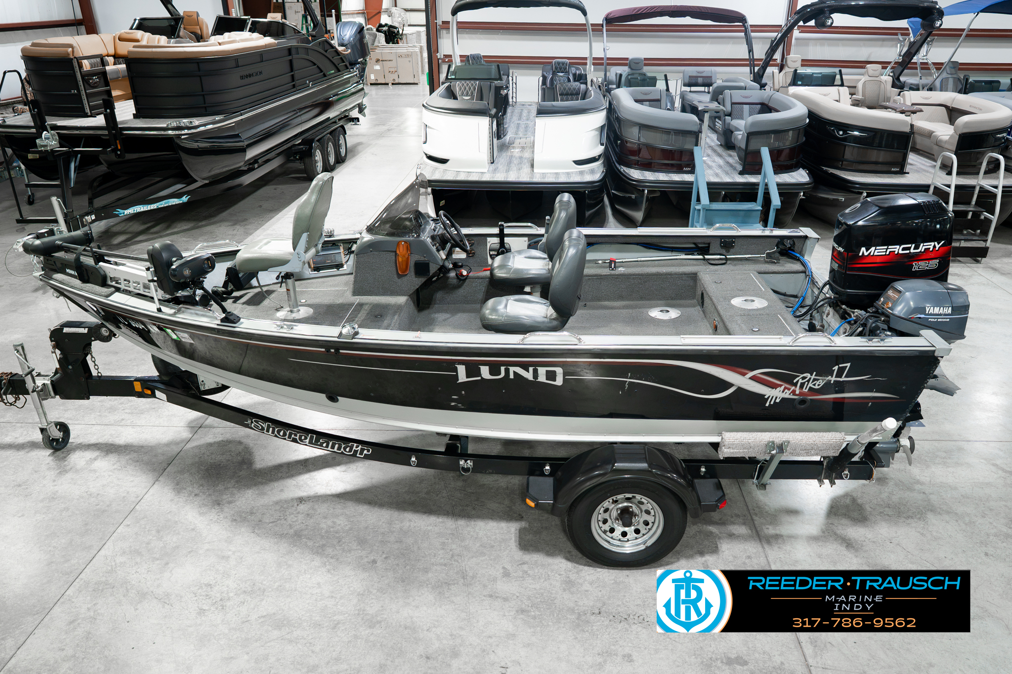 Used 1999 Lund Mr. Pike 17