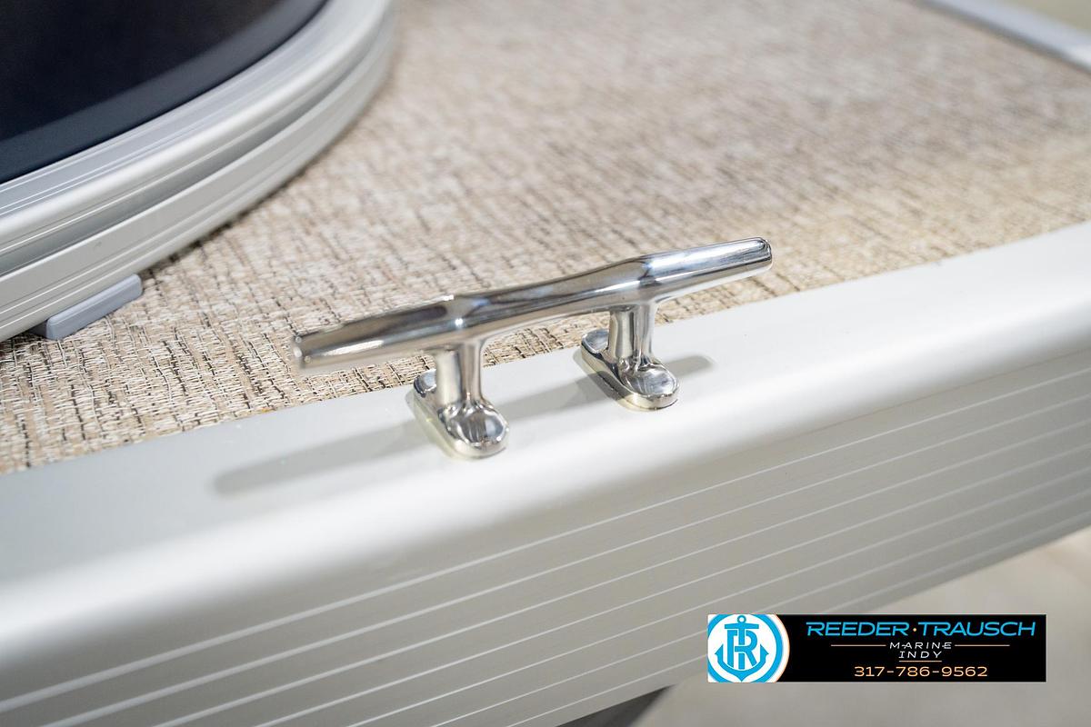 2026 Bennington 168 SLJ