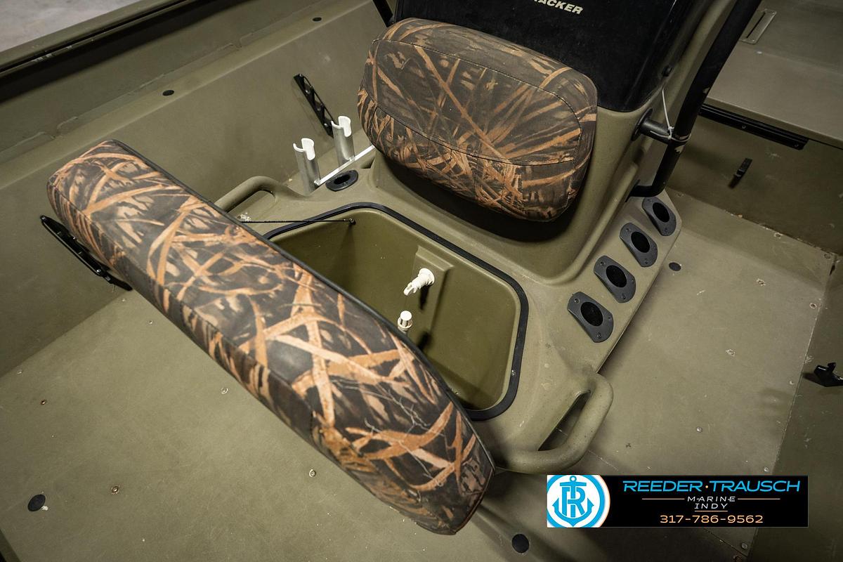 Used 2018 Tracker 2072 CC