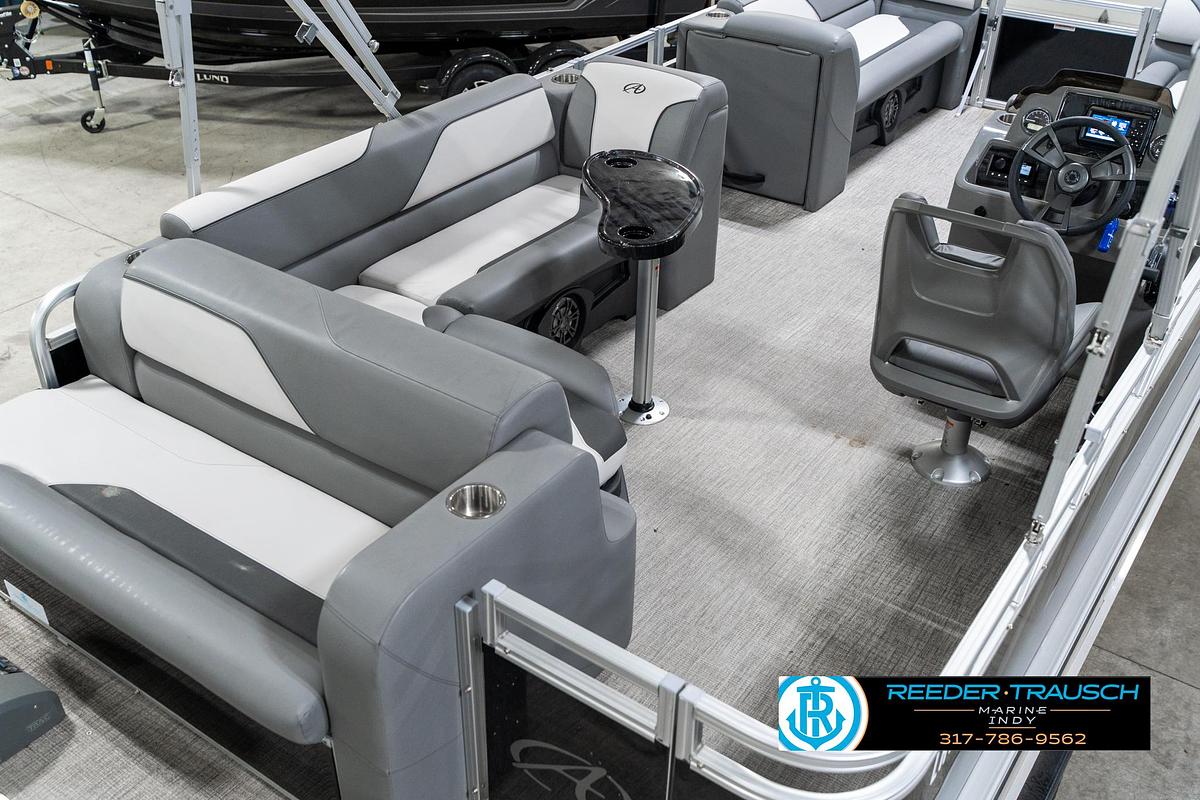 Used 2023 Avalon 2180 VENT CR