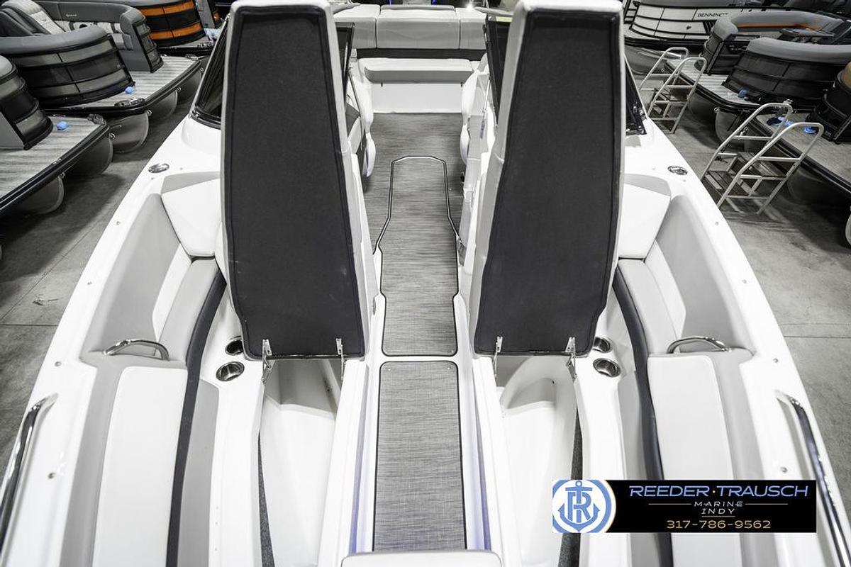 Used 2021 Four Winns H260