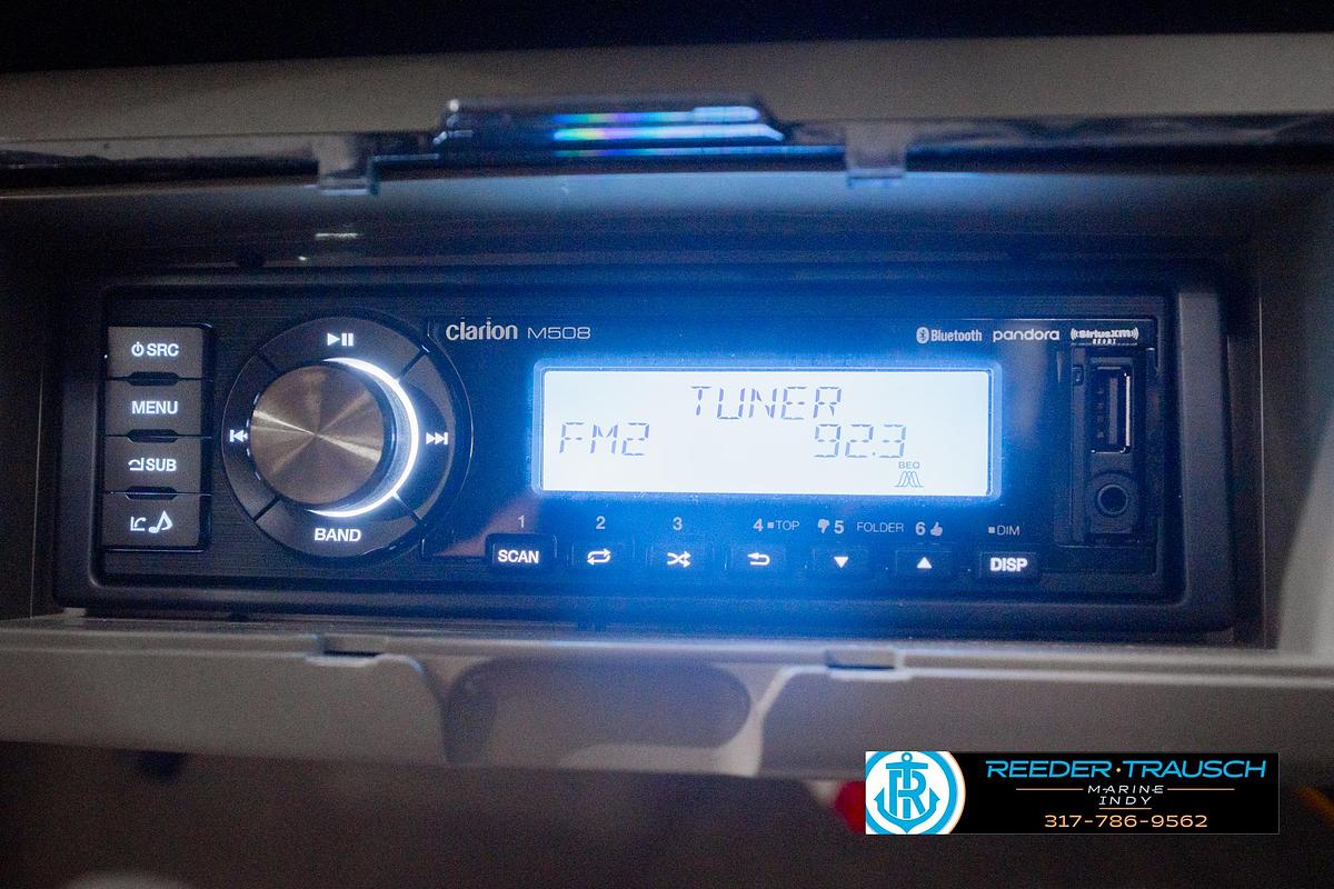 Used 2012 Crownline 21SS-11
